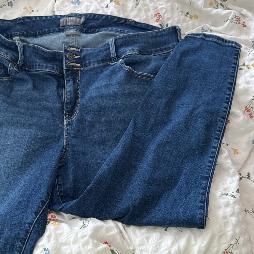Torrid High Rise Blue Jeans - Picture 3 of 4